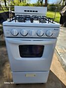 Amana White Gas Stove With 4 Burners 20 Inch 2 6 Cu Ft Capacity